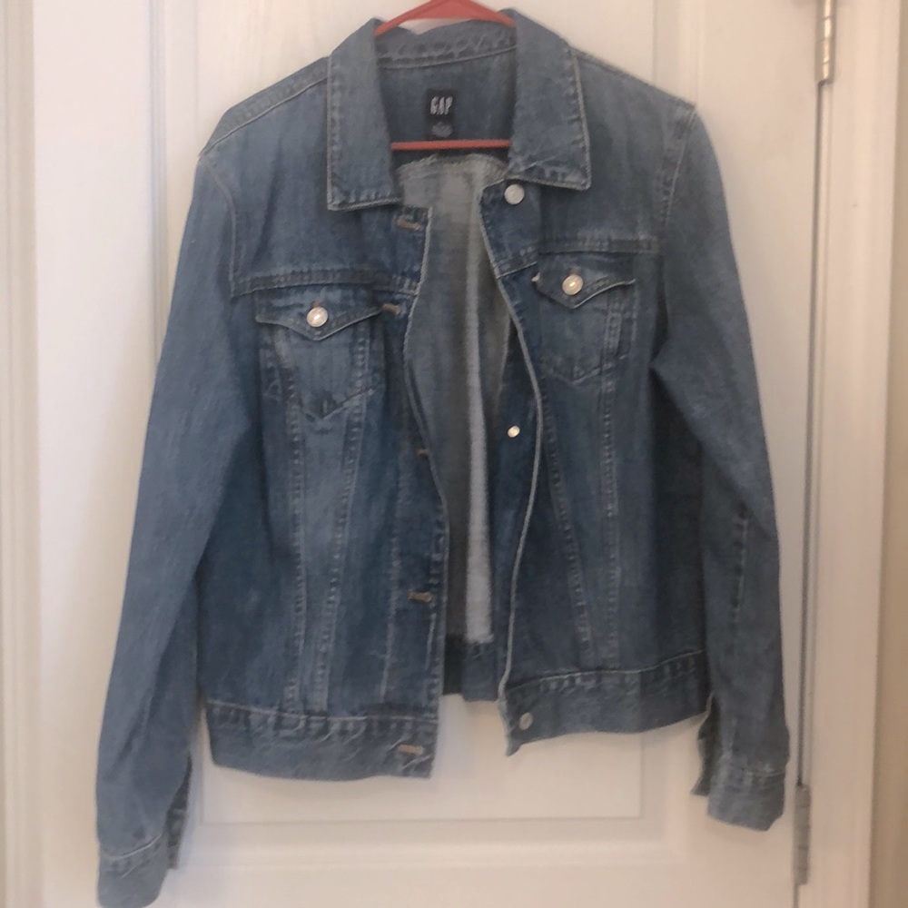 Woman’s Gap Jean Jacket